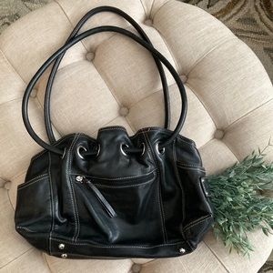 🦋 Tignanello Leather Bag🦋